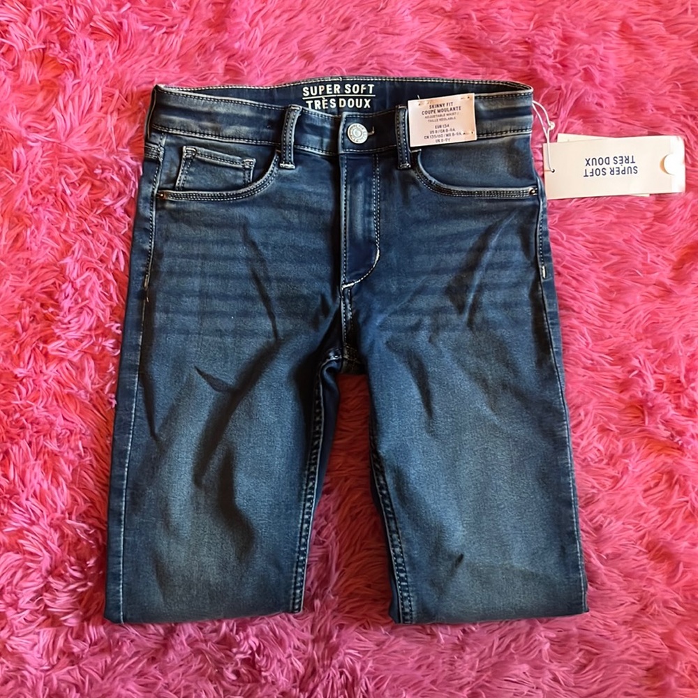 New girls H & M jeans